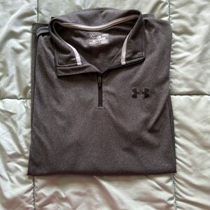Under armor loose fit mens 1/4 zip heatgear